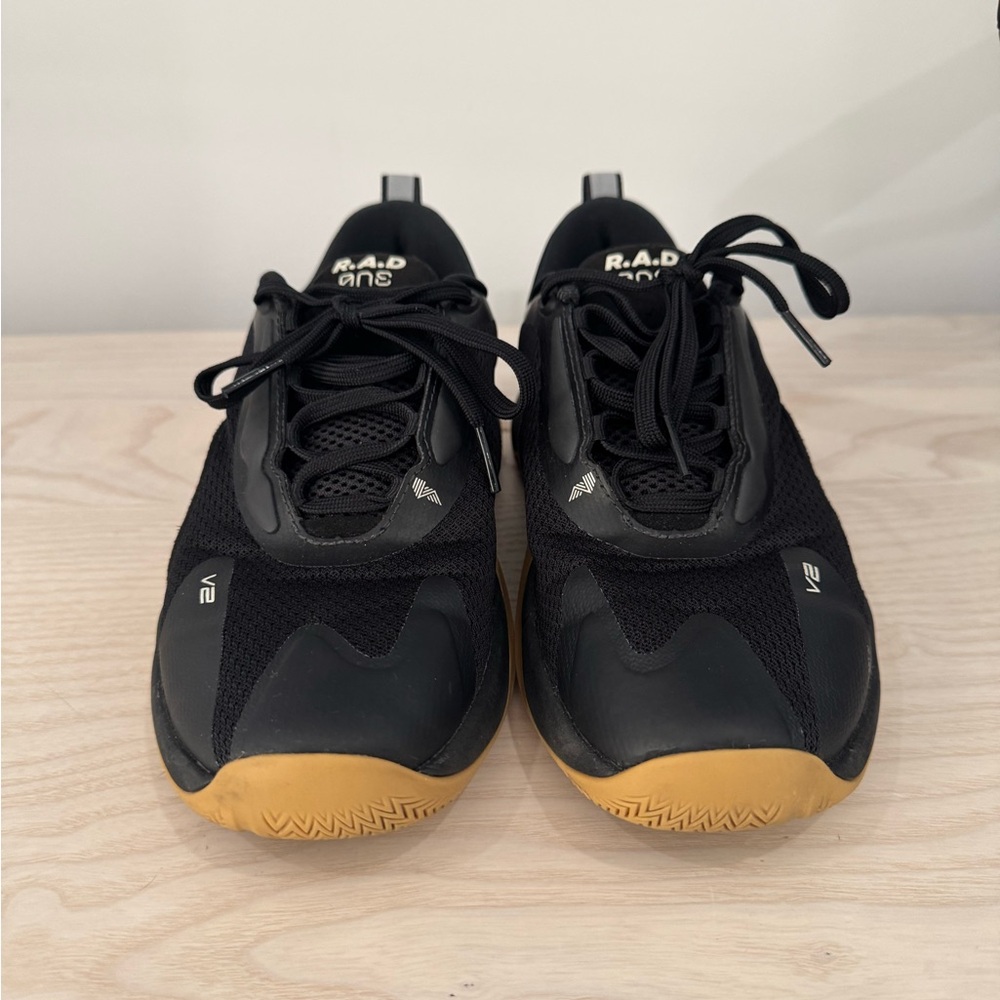 R.A.D ONE V2 Black & Gum